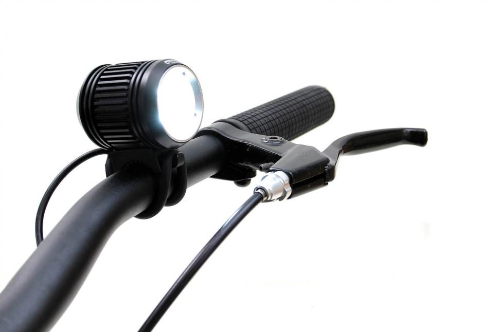 Review: Magicshine MJ-872 1600 Lumen Bike Light | road.cc